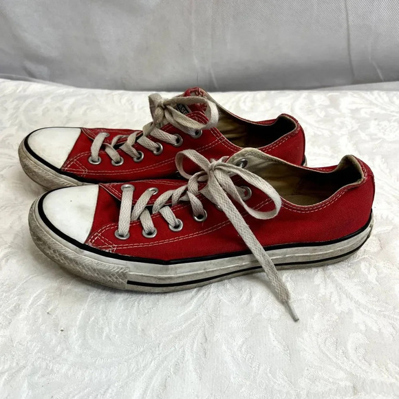 Converse All Star Chuck Taylor Red Low Top Lace Up Sneakers W8 M6 - Picture 1 of 7